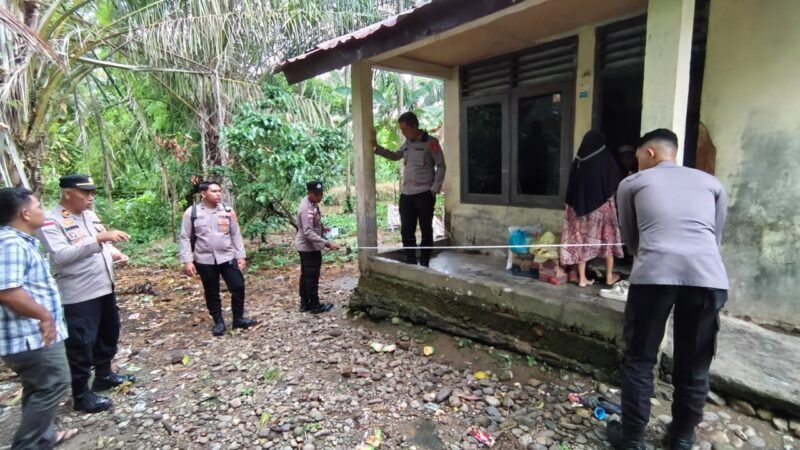 Kapolres Aceh Selatan Janji Rehab Rumah Janda Eks Kombatan GAM hingga Bantu Modal UMKM