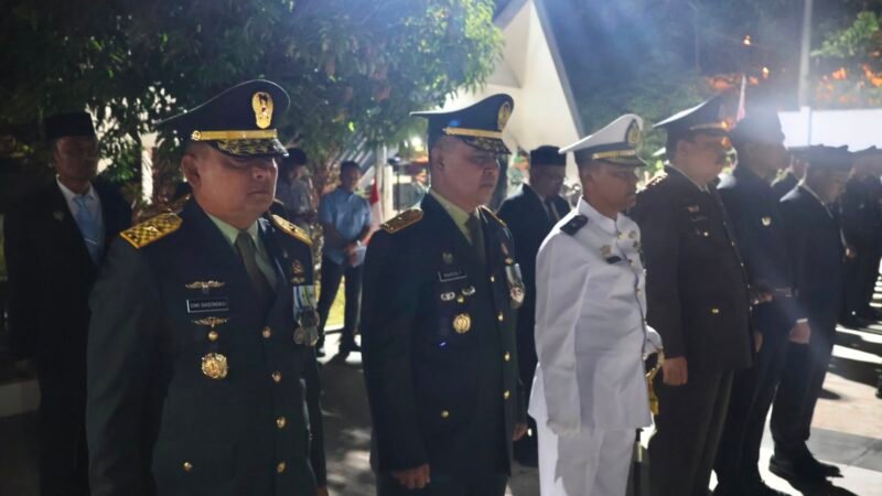 Kapolda Aceh Ikuti Apel Kehormatan dan Renungan Suci di Taman Makam Pahlawan