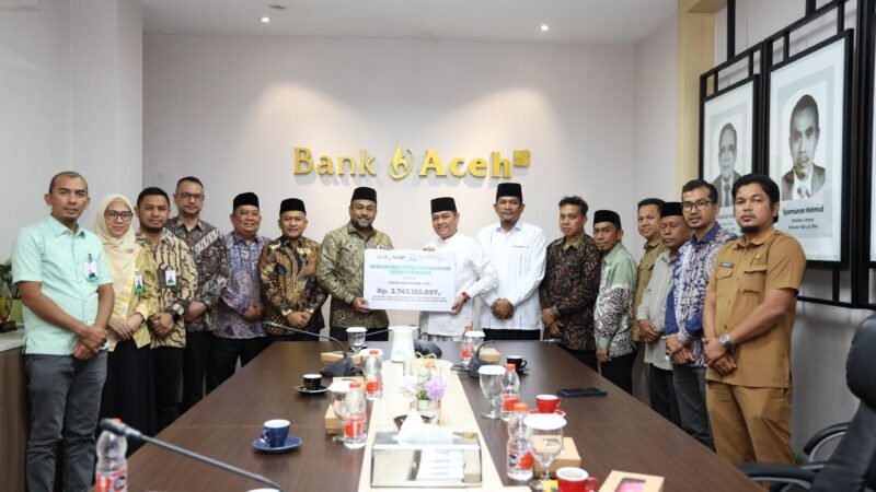 Bank Aceh Syariah Raih Predikat Muzaki Terbesar di Aceh, Salurkan Zakat Perusahaan Capai Rp11,94 Miliar