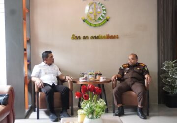 Bupati Syech Muharram Silaturahmi dengan Kajari Aceh Besar, Bahas Keindahan Kota Jantho hingga Peningkatan Ekonomi Masyarakat 