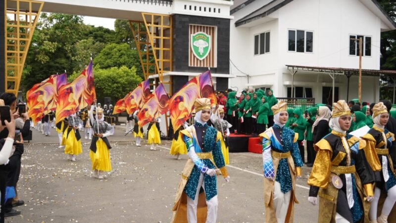 Merah Putih 81 Meter Membelah Banda Aceh, Kodam IM Gelar Kirab HUT ke-81 TNI