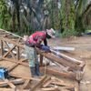 Pembangunan Jembatan Gantung Perintis Garuda Kaloy Masuk Tahap Pengelasan Pylon
