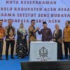 Bawaslu Aceh Besar Teken MoU dengan ISBI Aceh, Cetak Mahasiswa Pengawas Partisipatif