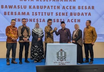 Bawaslu Aceh Besar Teken MoU dengan ISBI Aceh, Cetak Mahasiswa Pengawas Partisipatif