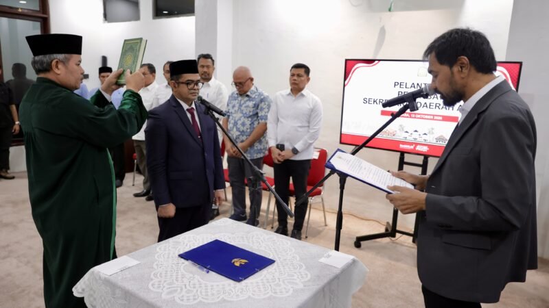 Mualem Lantik Taufik Jadi Pj Sekda Aceh di Medan, Ini Pesan Penting Gubernur