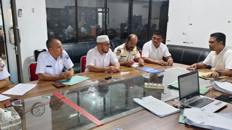 Dorong PAD, Pemkab Pidie Jaya Tertibkan Reklame Tak Berizin