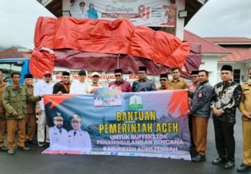 Dek Fadh Serahkan Rp4,8 M Buffer Stock Bencana untuk Bener Meriah dan Aceh Tengah